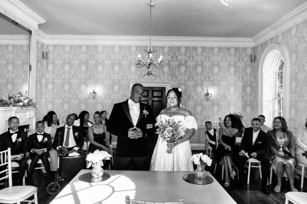 Morden House Park Registry Wedding Photographer (11) Morden House Park Registry Wedding Photographer (11)